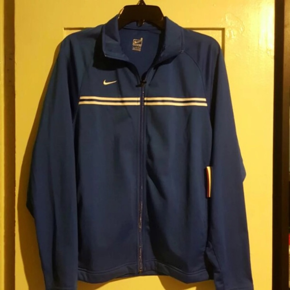 Men’s Nike jacket small